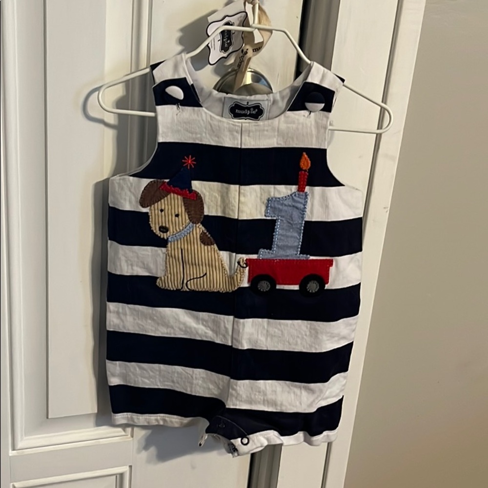 First birthday Mudpie outfit.